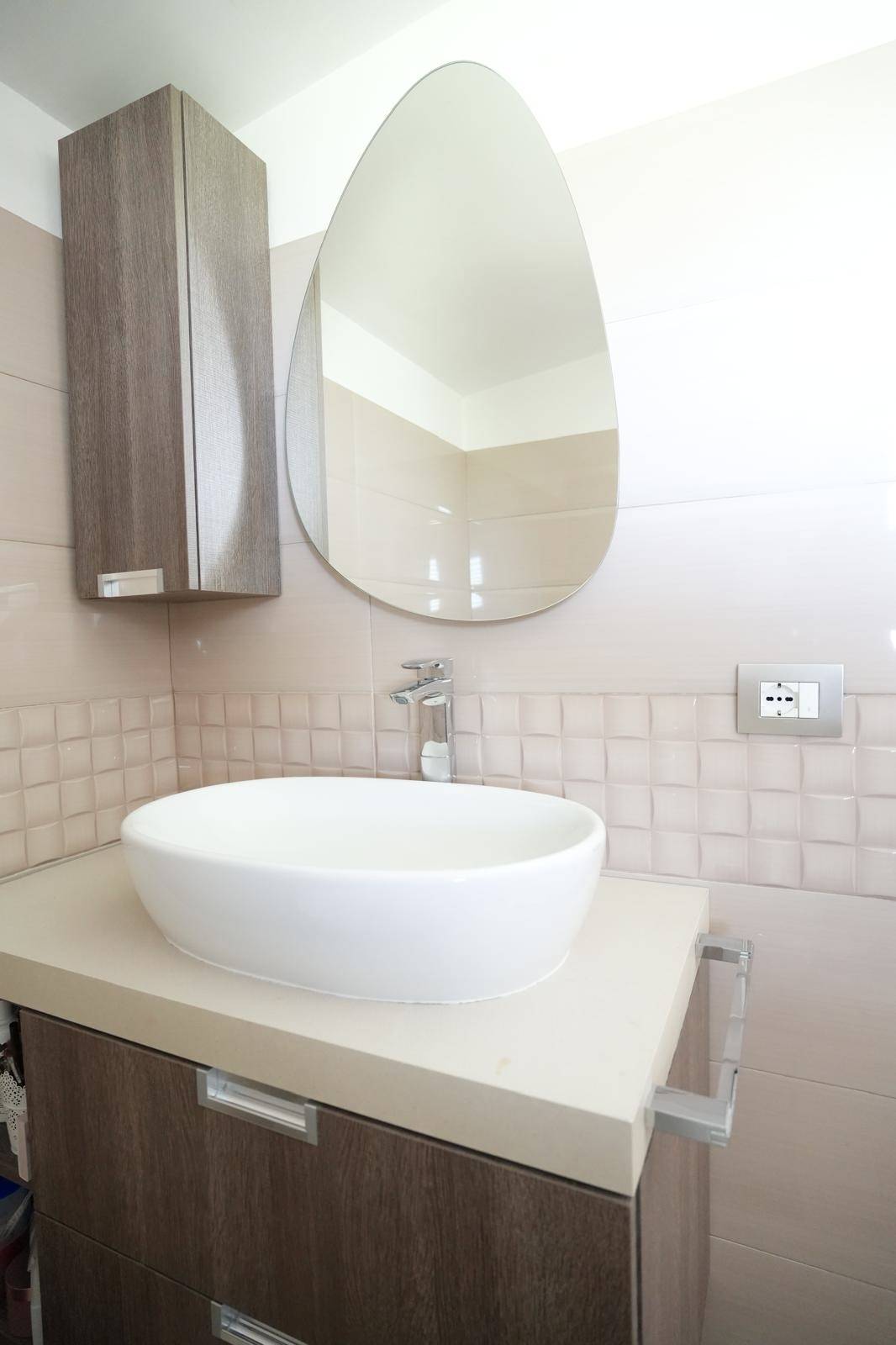 VILLA CON PISCINA ALTAVILLA MILICIA