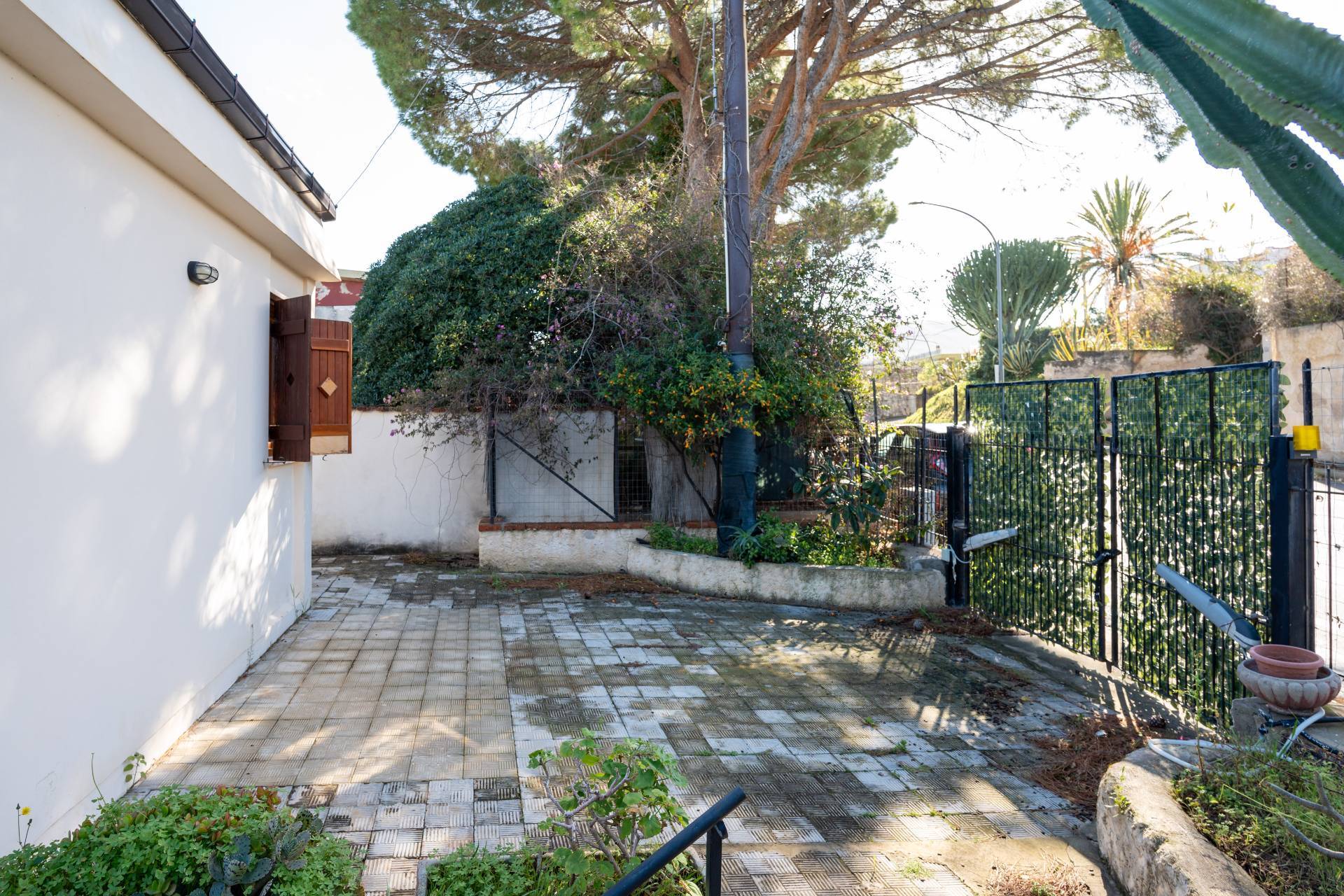 VILLETTA CON ACCESSO PRIVATO AL MARE