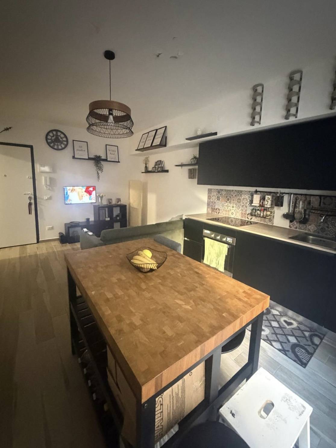 BILOCALE OTTIMO USO INVESTIMENTO ZONA MASSIMO
