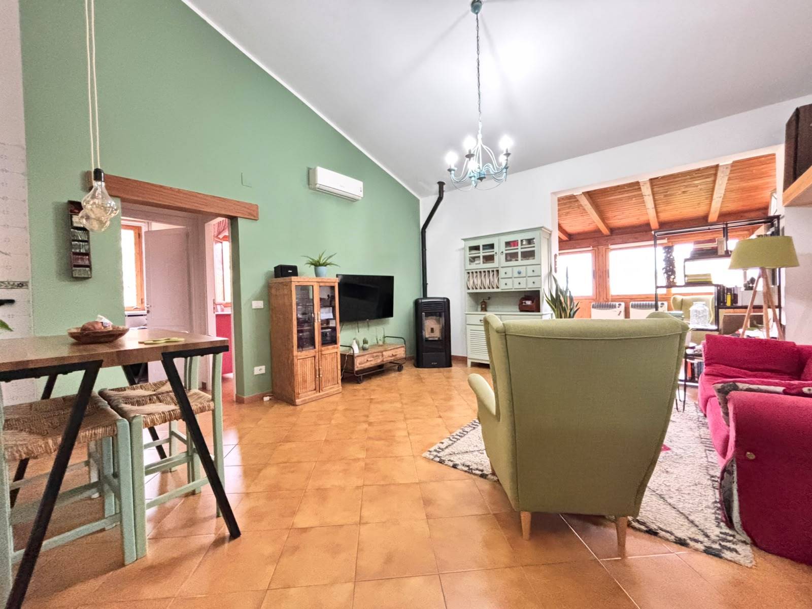 APPARTAMENTO CON SPAZIO ESTERNO GOLDEN HILL 3
