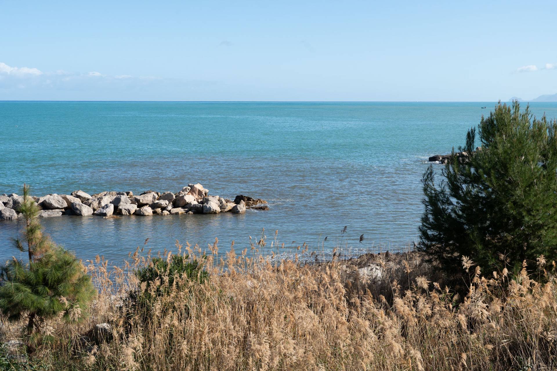 VILLETTA CON ACCESSO PRIVATO AL MARE