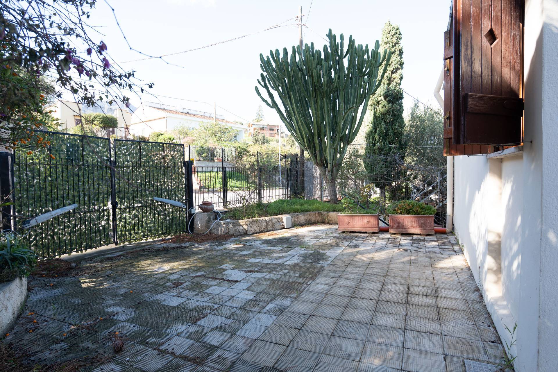 VILLETTA CON ACCESSO PRIVATO AL MARE