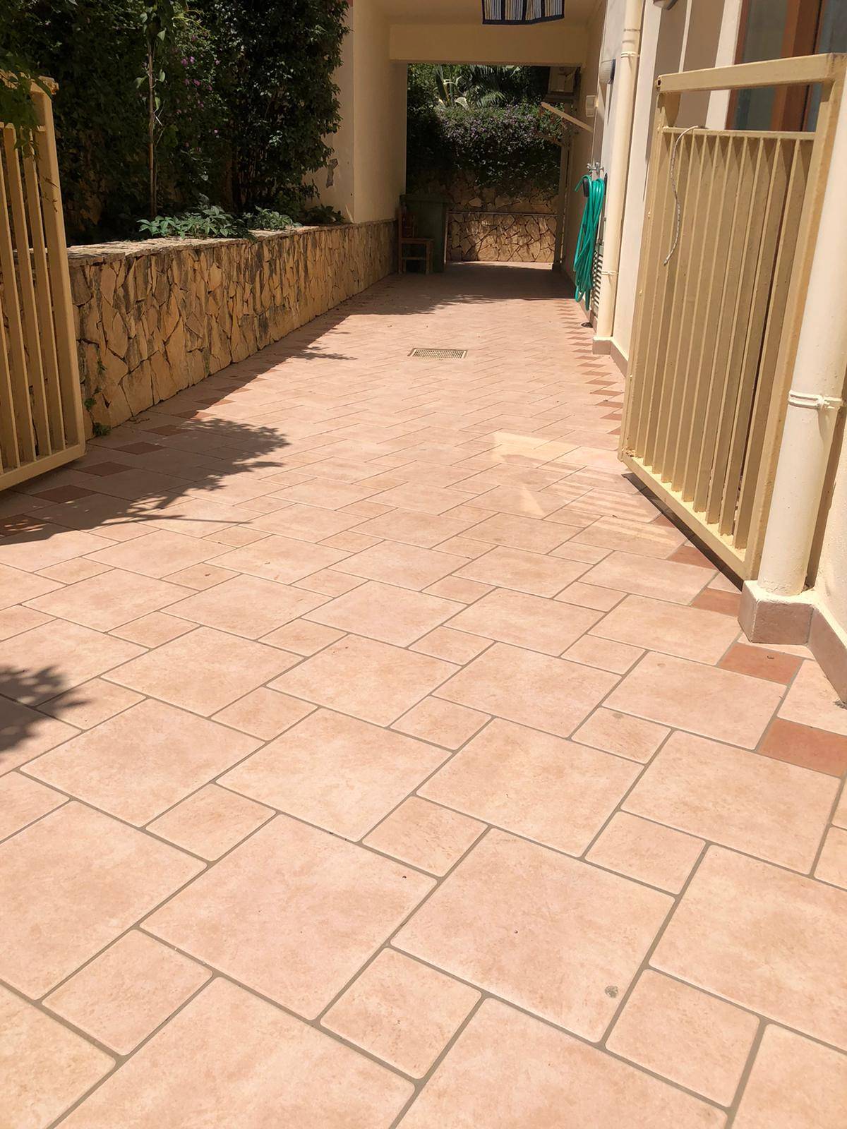 APPARTAMENTO IN VILLA OTTIMO STATO