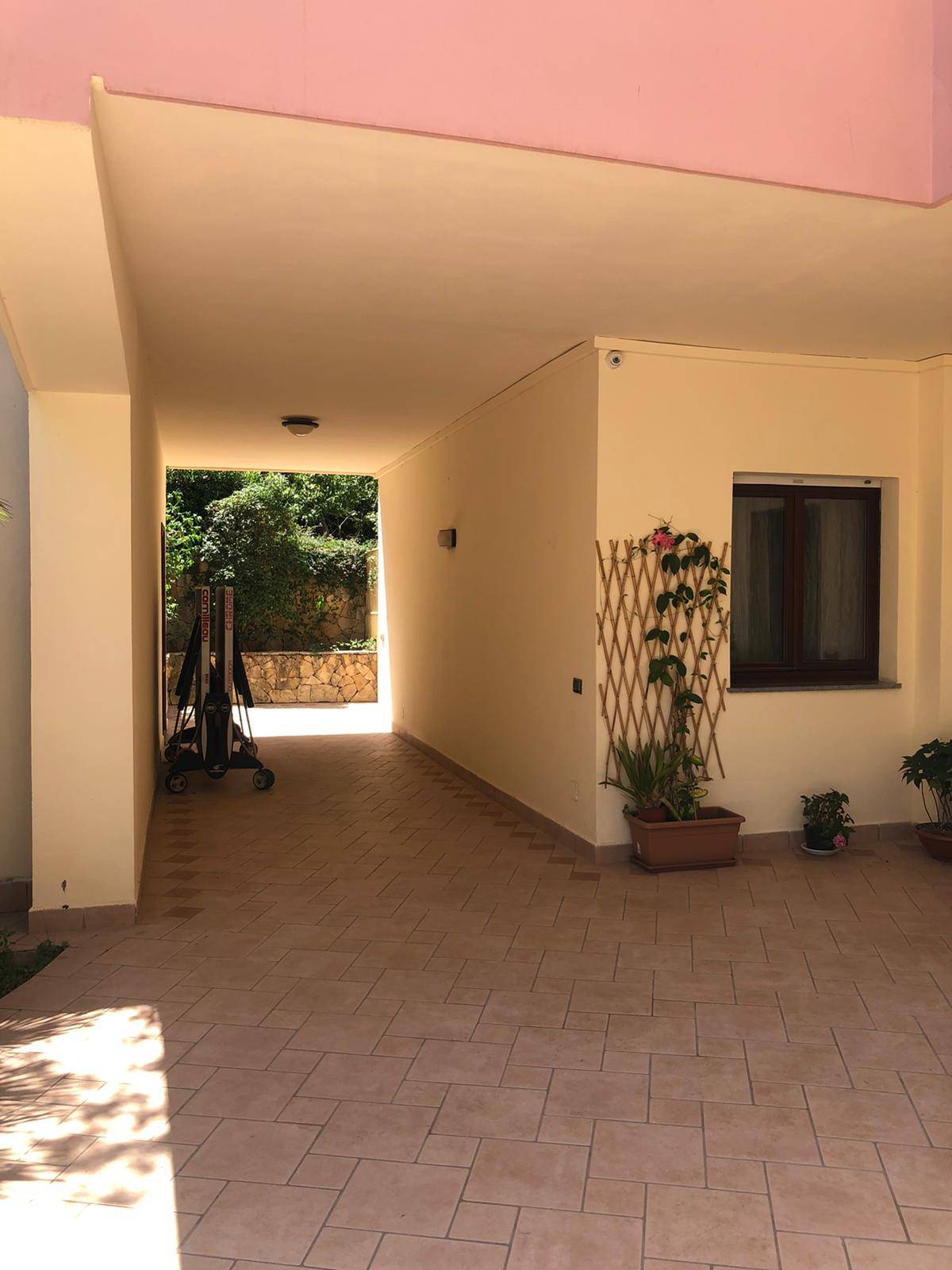 APPARTAMENTO IN VILLA OTTIMO STATO