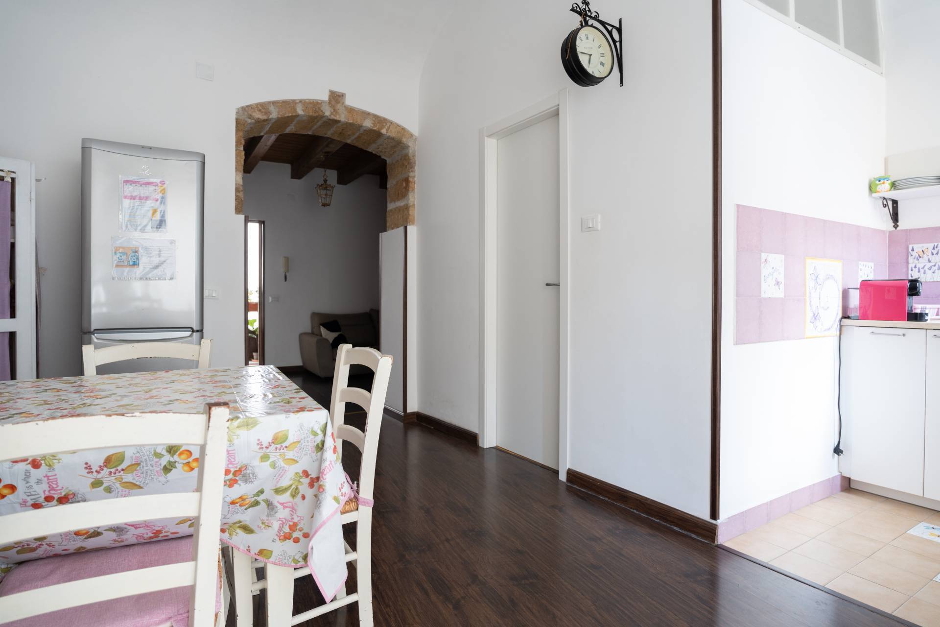 TRILOCALE IN PALAZZO STORICO ZONA CENTRO