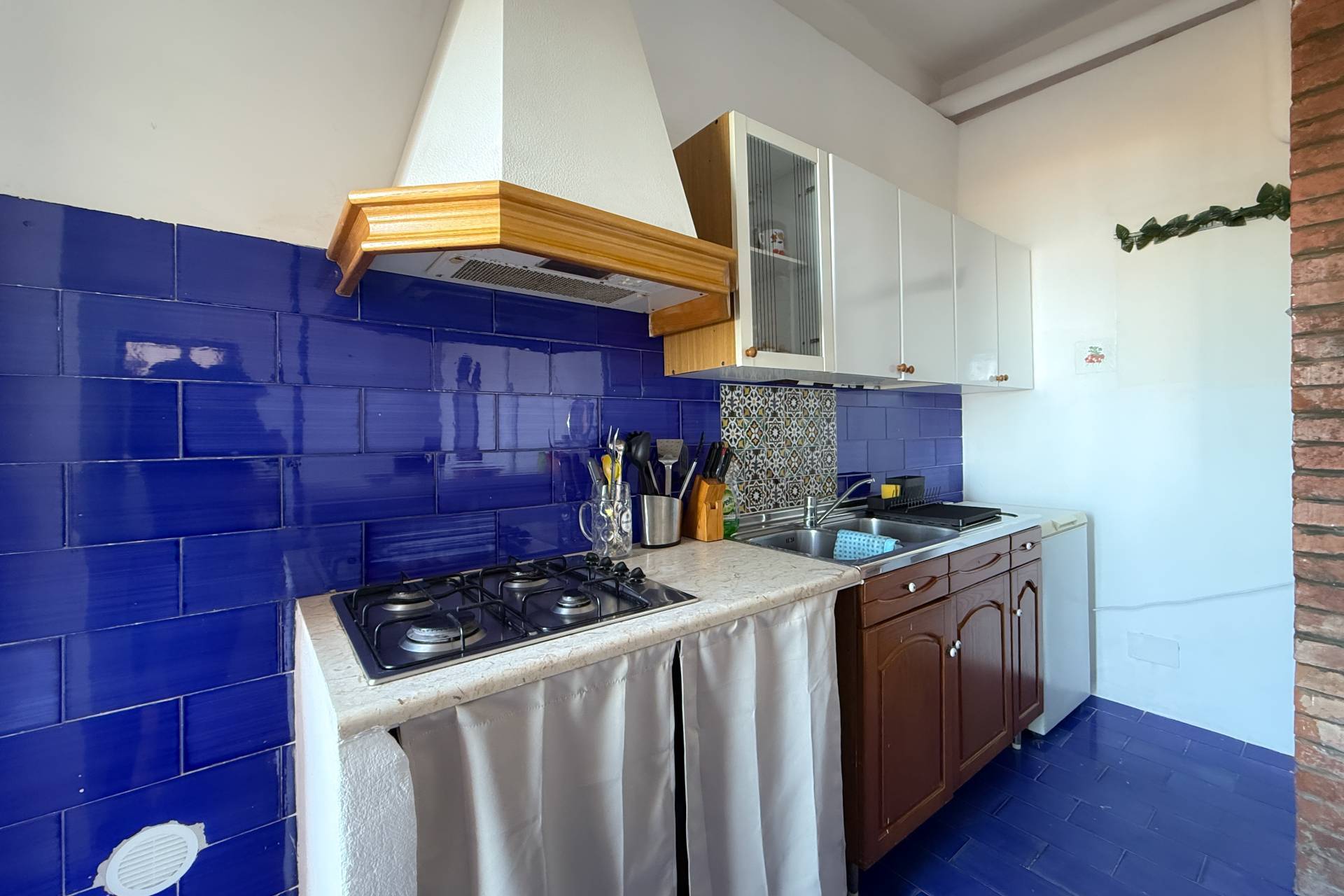 VILLETTA CON ACCESSO PRIVATO AL MARE