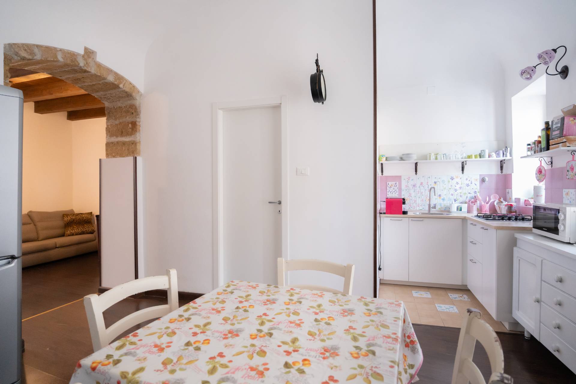 TRILOCALE IN PALAZZO STORICO ZONA CENTRO