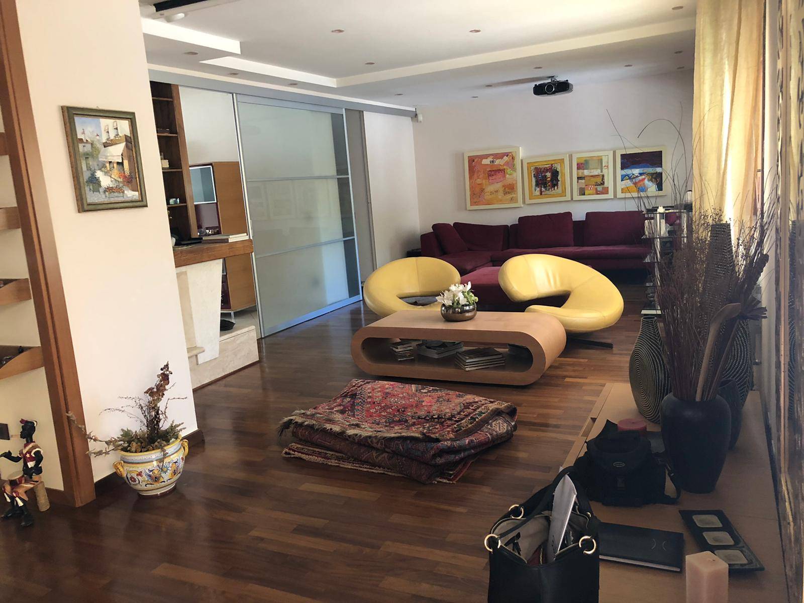 APPARTAMENTO IN VILLA OTTIMO STATO